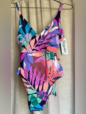 Freshwater Tropical One Piece Swimsuit NWT  Size M Pink Blue Purple Coral